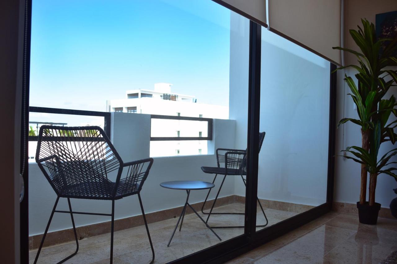 Rentas Vacacionales Torre Diez Playa del Carmen Esterno foto