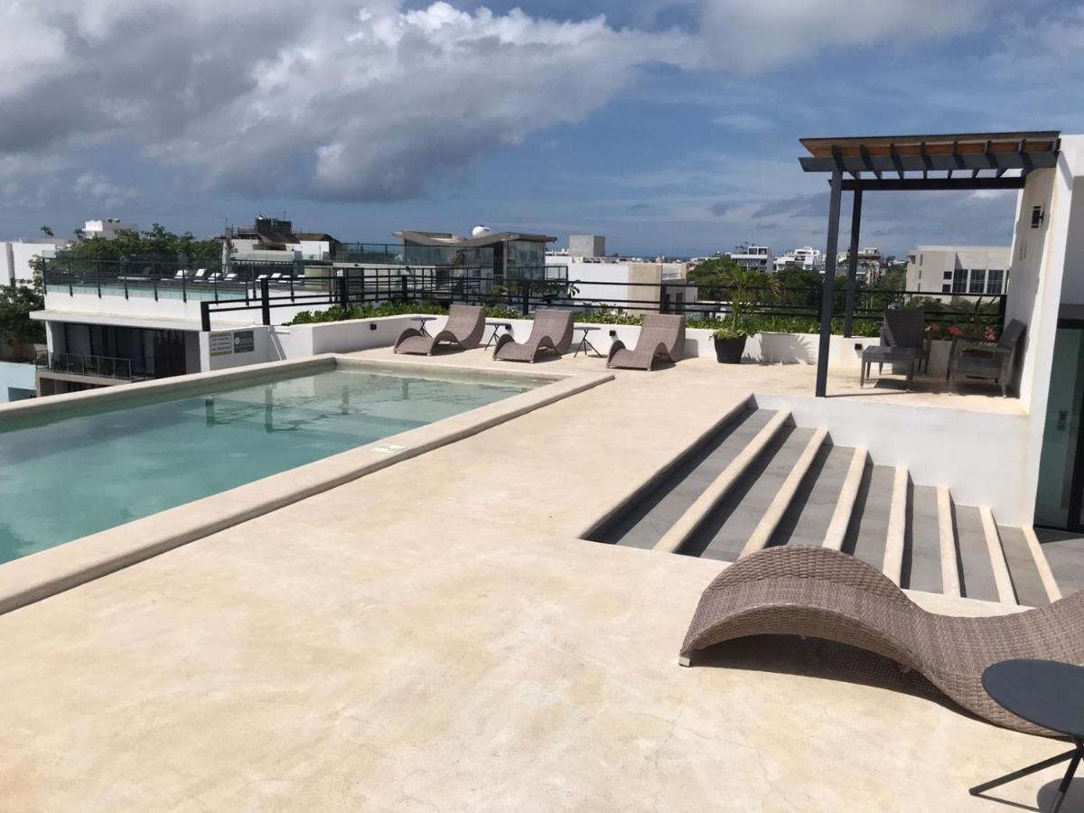 Rentas Vacacionales Torre Diez Playa del Carmen Esterno foto