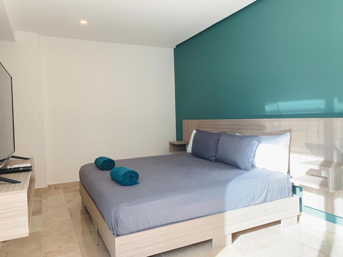 Rentas Vacacionales Torre Diez Playa del Carmen Esterno foto