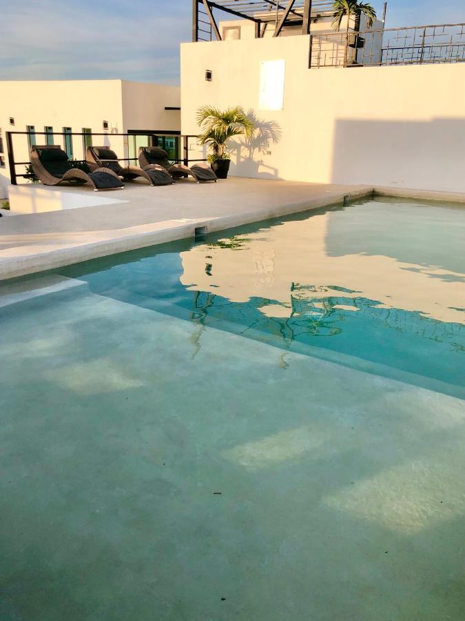 Rentas Vacacionales Torre Diez Playa del Carmen Esterno foto